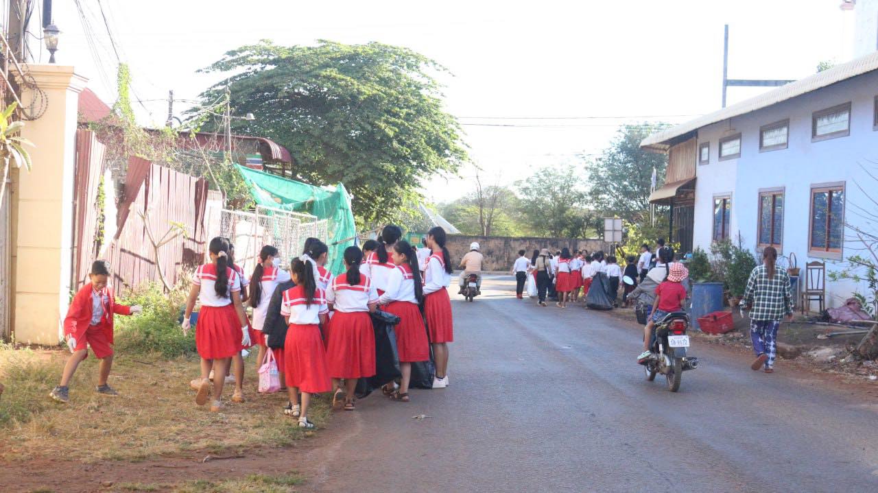 ការសម្អាតបរិស្ថាន